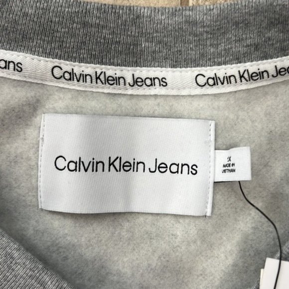 Calvin Klein Gray Crewneck Logo Sweatshirt Size 1X - Picture 4 of 9